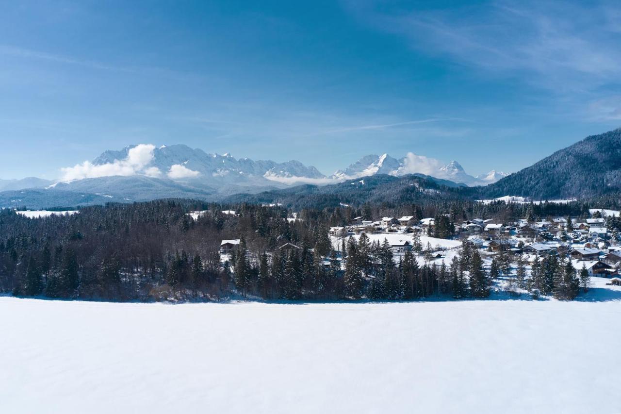 Ferienwohnung Zum Hirschgarten Krün Esterno foto